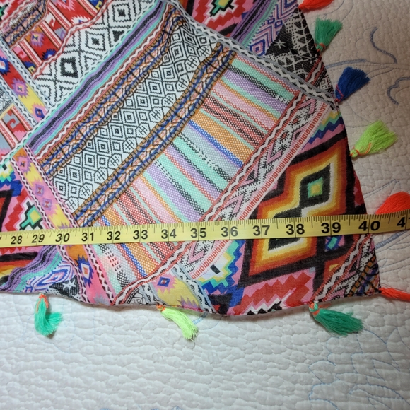 Colorful Geometric Pattern Scarf - Picture 6 of 7